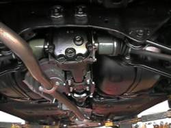 Subaru Forester chassis and differential view